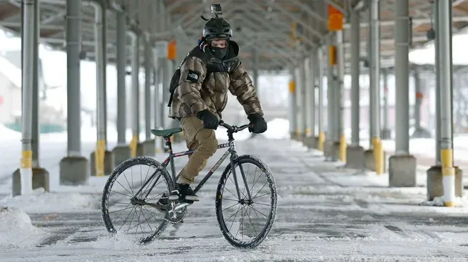 Brighton Bikes feature: rider in the snow